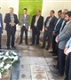 ادای احترام و نثار تاج گل بر مزار شهید دکتر حسین گرکانی اولین پزشک شهید ایران